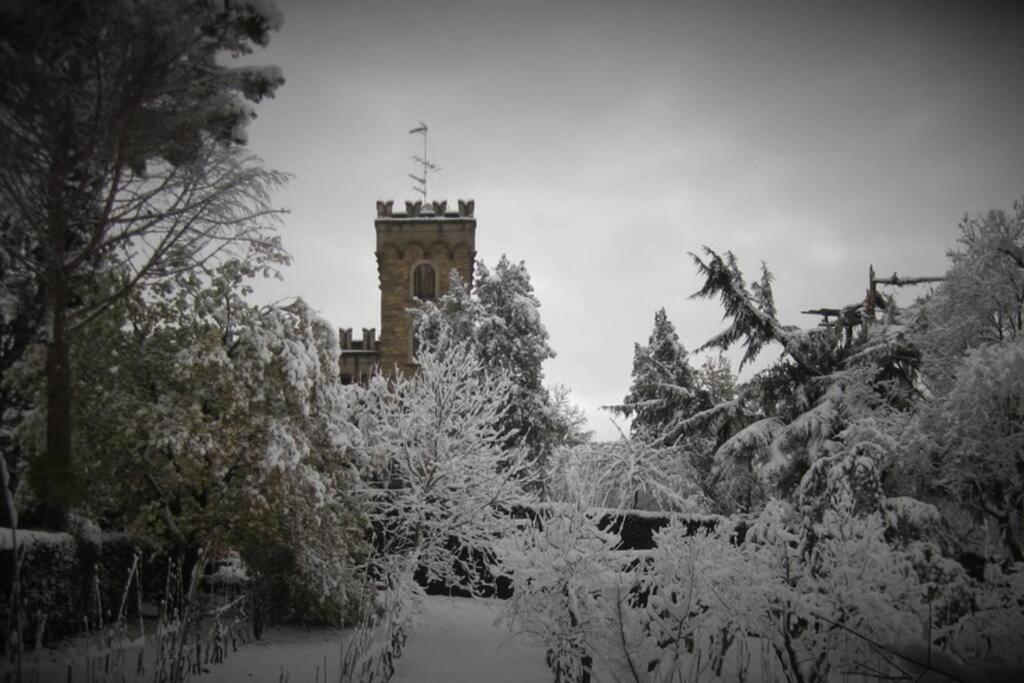 Ferienwohnung Casa La Torre Un Castello Alle Porte Di Firenze Exterior foto