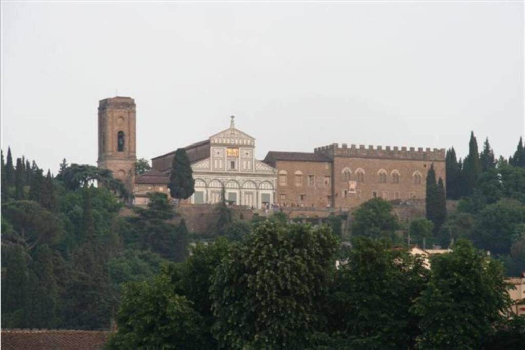 Ferienwohnung Casa La Torre Un Castello Alle Porte Di Firenze Exterior foto