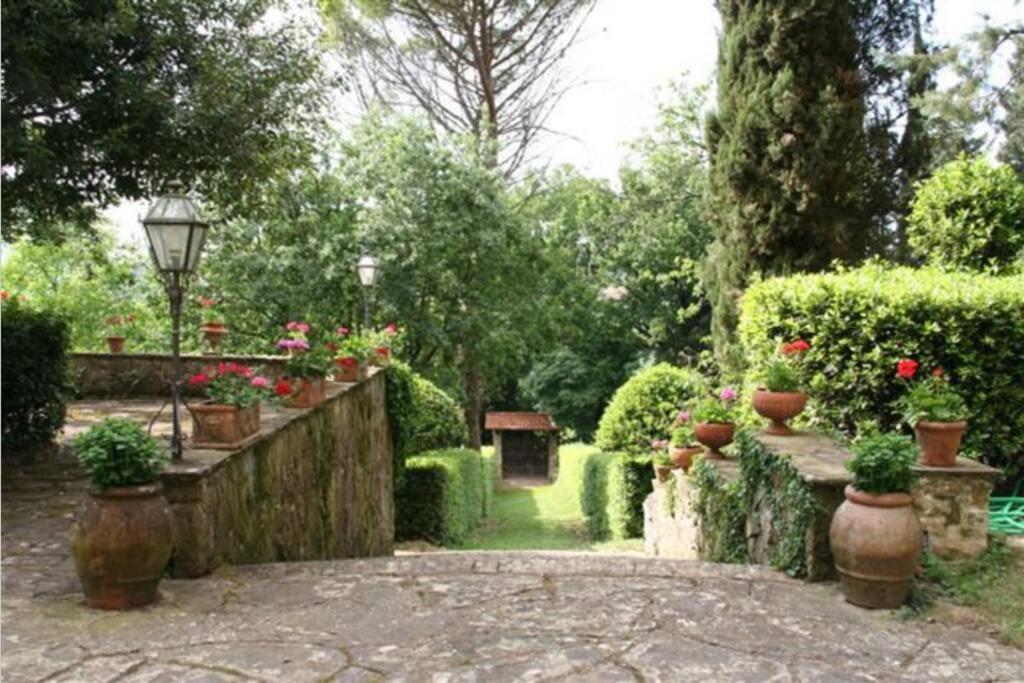 Ferienwohnung Casa La Torre Un Castello Alle Porte Di Firenze Exterior foto